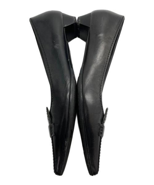 MIU MIU（ミュウミュウ）MIU MIU (ミュウミュウ) フラットパンプス ブラック サイズ:36の古着・服飾アイテム