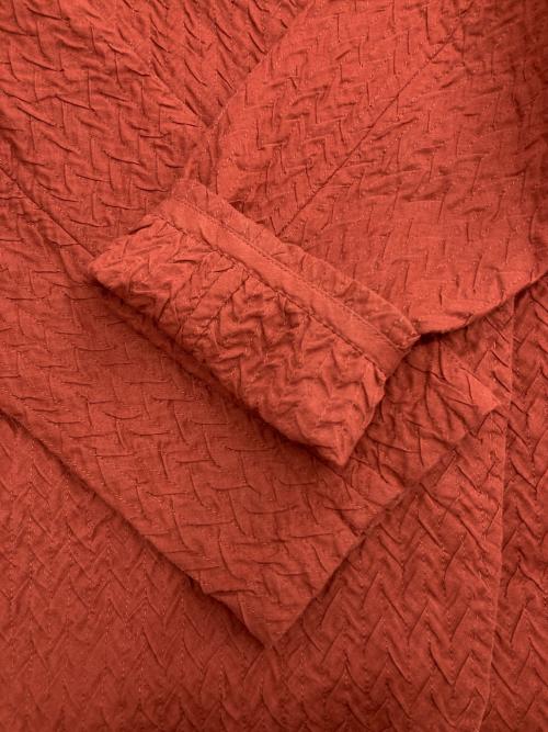 ISSEY MIYAKE HaaT（イッセイミヤケハート）ISSEY MIYAKE HaaT (イッセイミヤケハート) ジャガードジャケット レッド サイズ:2の古着・服飾アイテム