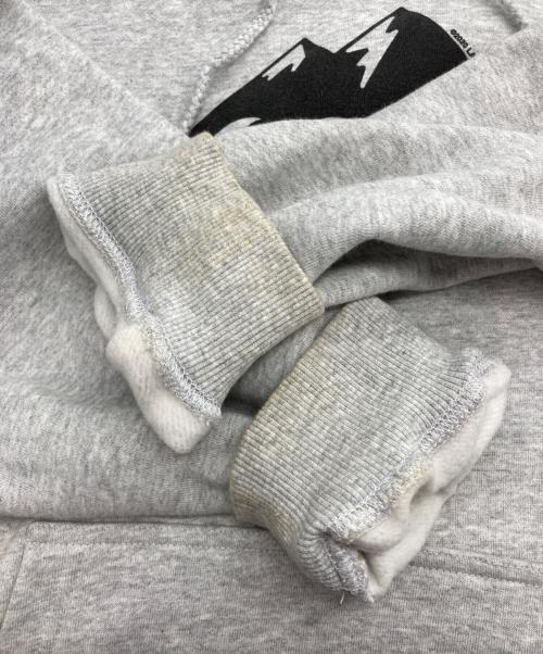 stussy（ステューシー）stussy (ステューシー) プリントパーカー グレー サイズ:Mの古着・服飾アイテム