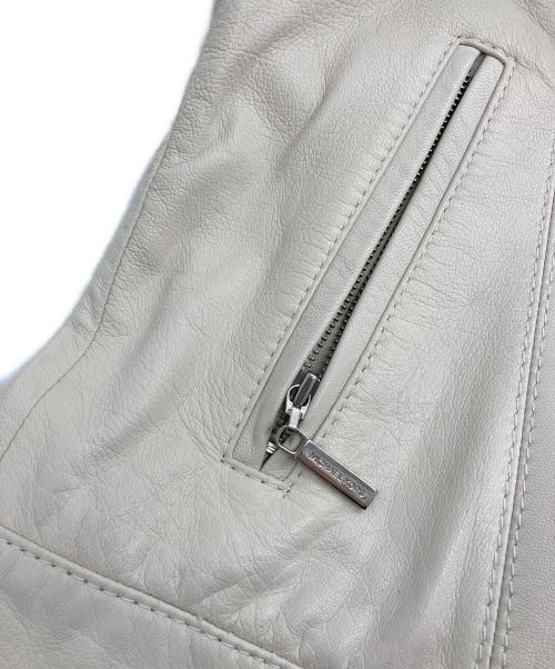 MICHAEL MICHAEL KORS（マイケル マイケルコース）MICHAEL MICHAEL KORS (マイケル マイケルコース) レザーライダースジャケット ホワイト サイズ:4の古着・服飾アイテム