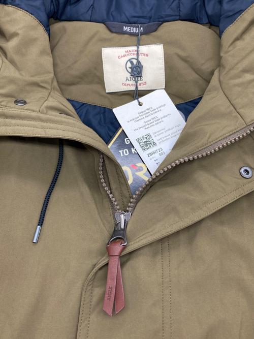 AIGLE（エーグル）AIGLE (エーグル) コーセル 中綿フーデッドジャケット カーキ サイズ:ｍ 未使用品の古着・服飾アイテム