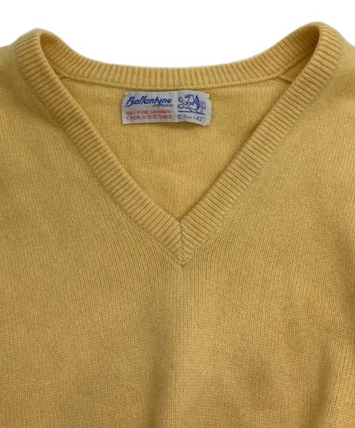 BALLANTYNE（バランタイン）BALLANTYNE (バランタイン) カシミヤVネックニット イエロー サイズ:42の古着・服飾アイテム