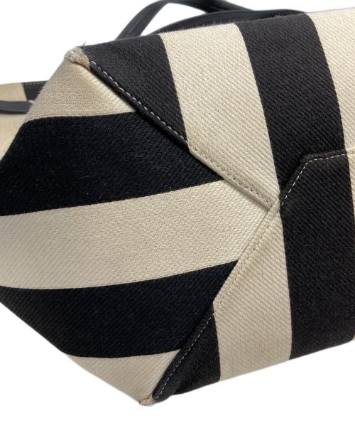 CELINE（セリーヌ）CELINE (セリーヌ) トートバッグ ホワイトの古着・服飾アイテム