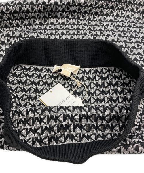 MICHAEL MICHAEL KORS（マイケル マイケルコース）MICHAEL MICHAEL KORS (マイケル マイケルコース) ロゴジャガードニットスカート ブラック×シルバー サイズ:XS 未使用品の古着・服飾アイテム