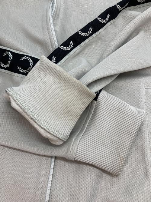FRED PERRY（フレッドペリー）FRED PERRY (フレッドペリー) トラックジャケット ベージュ サイズ:Sの古着・服飾アイテム