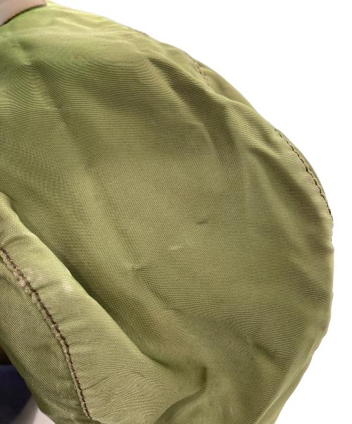 PRADA（プラダ）PRADA (プラダ) ショルダーバッグ カーキの古着・服飾アイテム