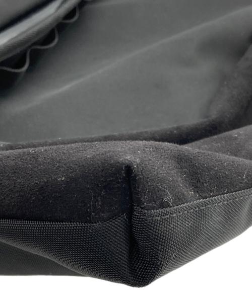 untrack（アントラック）untrack (アントラック) ショルダーバッグ ブラックの古着・服飾アイテム