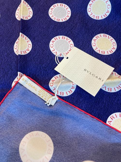 BVLGARI（ブルガリ）BVLGARI (ブルガリ) スカーフ ネイビー 未使用品の古着・服飾アイテム