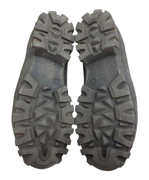 TOMORROW LAND（トゥモローランド）TOMORROW LAND (トゥモローランド) PEPRODUCTION OF FOUND BRITISH MILITARY TRAINER カーキ サイズ:43の古着・服飾アイテム