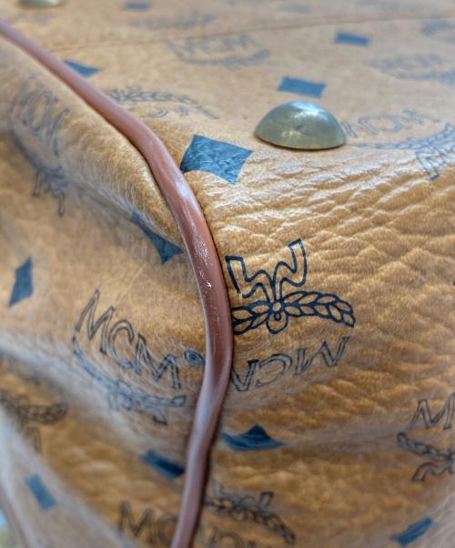 MCM（エムシーエム）MCM (エムシーエム) ミニボストンバッグ ベージュの古着・服飾アイテム