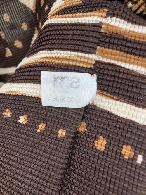 me ISSEY MIYAKE（ミーイッセイ ミヤケ）me ISSEY MIYAKE (ミーイッセイ ミヤケ) 総柄プリーツカーディガン ブラウン サイズ:不明の古着・服飾アイテム