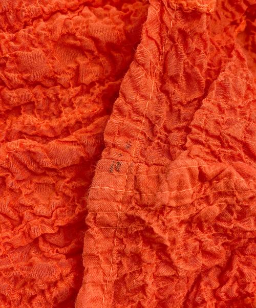 me ISSEY MIYAKE（ミーイッセイ ミヤケ）me ISSEY MIYAKE (ミーイッセイ ミヤケ) ノースリーブワンピース オレンジ サイズ:不明の古着・服飾アイテム