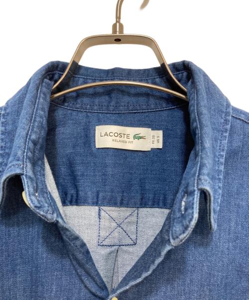 LACOSTE（ラコステ）LACOSTE (ラコステ) ビッグロゴデニムシャツ インディゴ サイズ:Sの古着・服飾アイテム