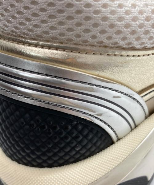 CHANEL（シャネル）CHANEL (シャネル) ココマーク ローカットスニーカー ホワイト×シルバー×ゴールド サイズ:37の古着・服飾アイテム