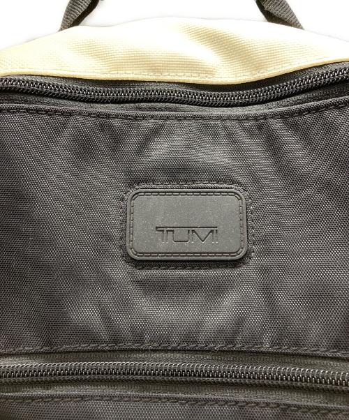 TUMI（トゥミ）TUMI (トゥミ) ナイロンリュック ブラック×アイボリーの古着・服飾アイテム