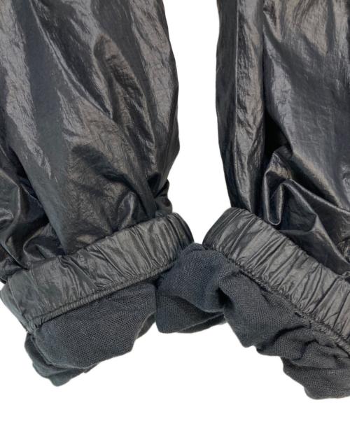 OUR LEGACY（アワーレガシー）OUR LEGACY (アワーレガシー) CROPPED EXHALE PUFFA　W2231CTC ナイロンジャケット クロップドジャケット ブラック サイズ:36の古着・服飾アイテム