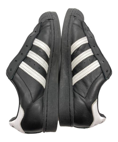adidas（アディダス）adidas (アディダス) SUPERSTAR LACELESS ブラック サイズ:US6　1/2の古着・服飾アイテム
