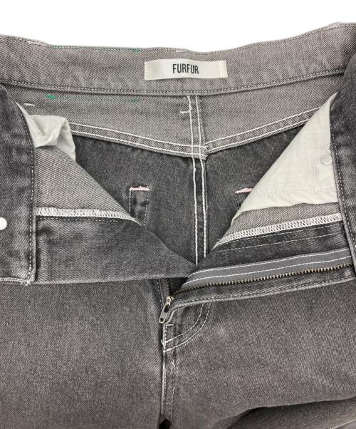 furfur（ファーファー）furfur (ファーファー) ファーファーリボンデコレーションデニムパンツ グレー サイズ:SIZE 1の古着・服飾アイテム