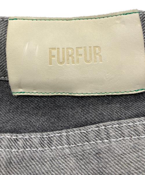 furfur（ファーファー）furfur (ファーファー) ファーファーリボンデコレーションデニムパンツ グレー サイズ:SIZE 1の古着・服飾アイテム