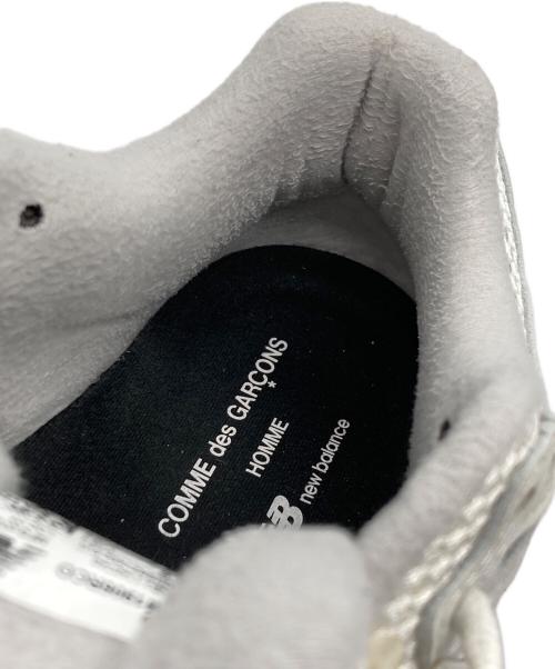 NEW BALANCE（ニューバランス）NEW BALANCE (ニューバランス) コラボローカットスニーカー ホワイト×ブラック サイズ:US8の古着・服飾アイテム