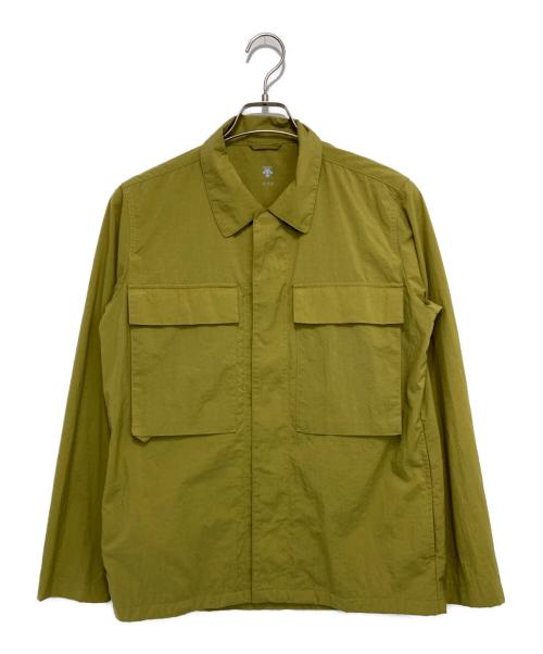 DESCENTE ddd（デサントディーディーディー）DESCENTE ddd (デサントディーディーディー) UTILITY SHIRTS カーキ サイズ:JP Sの古着・服飾アイテム