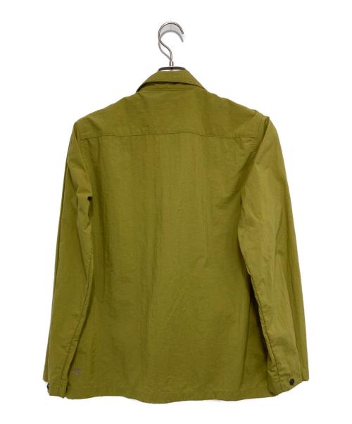 DESCENTE ddd（デサントディーディーディー）DESCENTE ddd (デサントディーディーディー) UTILITY SHIRTS カーキ サイズ:JP Sの古着・服飾アイテム