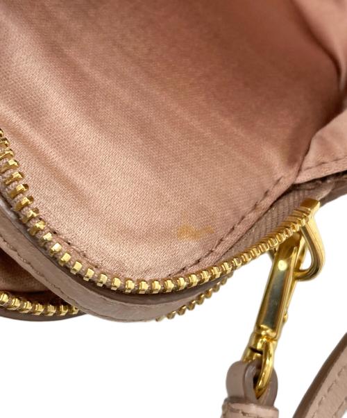 MIU MIU（ミュウミュウ）MIU MIU (ミュウミュウ) マテラッセミニショルダーバッグ CAMMEO（ピンク）の古着・服飾アイテム