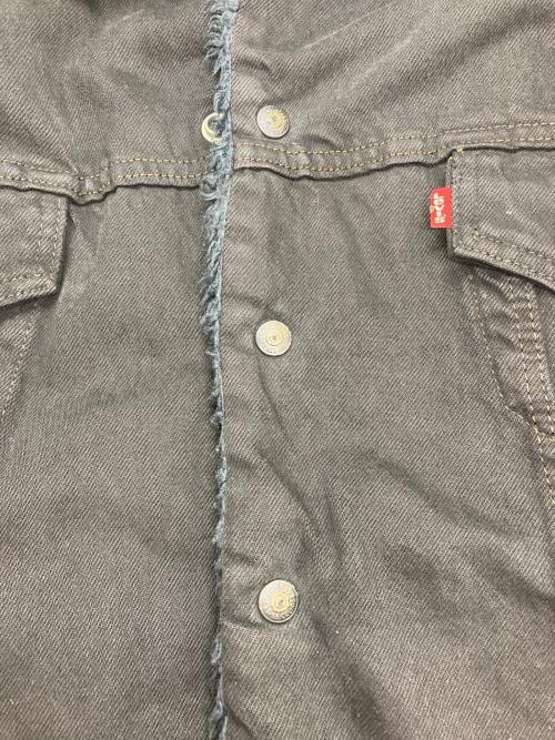 LEVI'S（リーバイス）LEVI'S (リーバイス) 裏ボアデニムジャケット ブラック サイズ:Ｍの古着・服飾アイテム