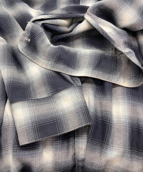 AiE（エーアイイー）AiE (エーアイイー) Painter Shirt - Ombre Rayon Twill - Plaid ペインターシャツ ブラック×グレー サイズ:Mの古着・服飾アイテム