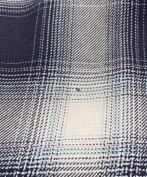 AiE（エーアイイー）AiE (エーアイイー) Painter Shirt - Ombre Rayon Twill - Plaid ペインターシャツ ブラック×グレー サイズ:Mの古着・服飾アイテム