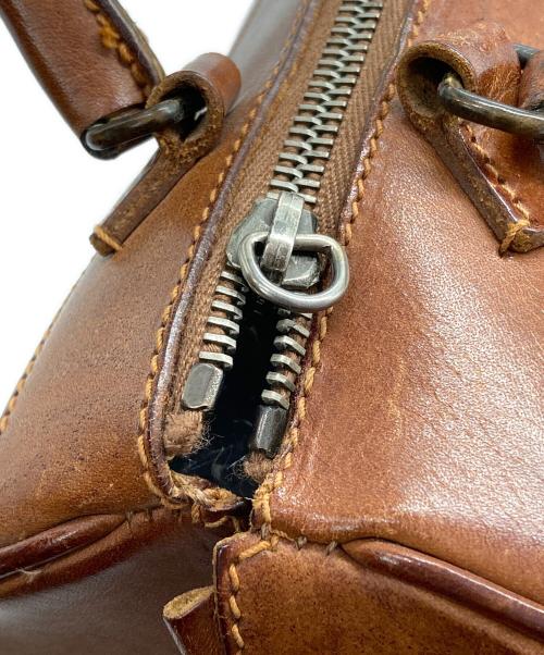 MIU MIU（ミュウミュウ）MIU MIU (ミュウミュウ) ミニドラムバッグ ブラウンの古着・服飾アイテム
