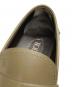 中古・古着 TOD'S (トッズ) ロゴエンボス ローファー オリーブ サイズ:8 1/2：13000円