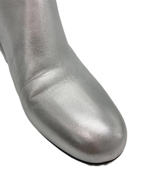 Salvatore Ferragamo（サルヴァトーレ フェラガモ）Salvatore Ferragamo (サルヴァトーレ フェラガモ) ヒールブーツ シルバー サイズ:7の古着・服飾アイテム