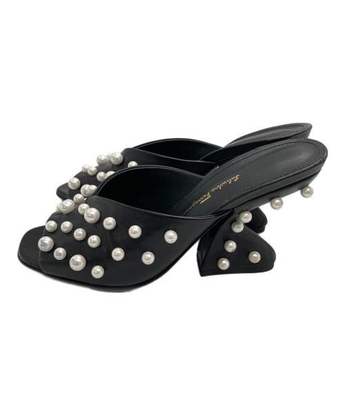 Salvatore Ferragamo（サルヴァトーレ フェラガモ）Salvatore Ferragamo (サルヴァトーレ フェラガモ) パールミュール ブラック サイズ:6の古着・服飾アイテム