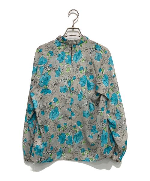 TOMORROW LAND（トゥモローランド）TOMORROW LAND (トゥモローランド) アネモネプリント ギャザースタンドカラーブラウス グレー サイズ:36の古着・服飾アイテム
