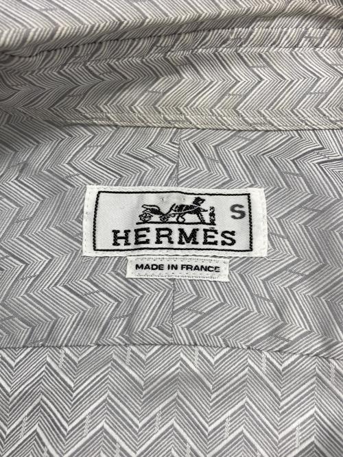 HERMES（エルメス）HERMES (エルメス) セリエボタン 総柄シャツ グレー サイズ:16/41の古着・服飾アイテム