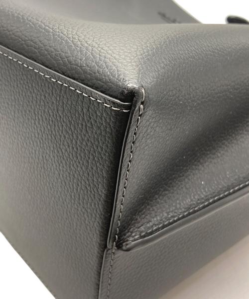 COACH（コーチ）COACH (コーチ) モリー トート バッグ ブラックの古着・服飾アイテム