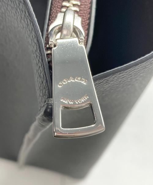 COACH（コーチ）COACH (コーチ) モリー トート バッグ ブラックの古着・服飾アイテム