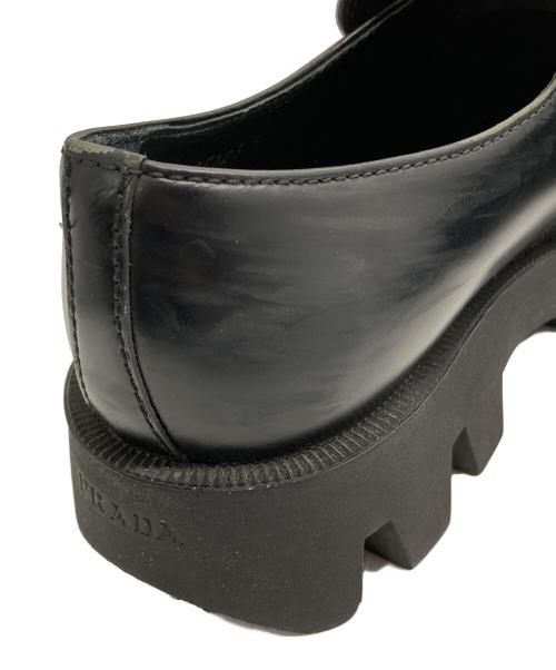 PRADA（プラダ）PRADA (プラダ) ロゴプレート ローファー ブラック サイズ: 5 1/2の古着・服飾アイテム