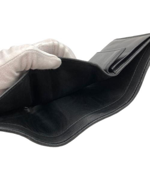 MIU MIU（ミュウミュウ）MIU MIU (ミュウミュウ) マテラッセレザー 　折り財布 ブラックの古着・服飾アイテム