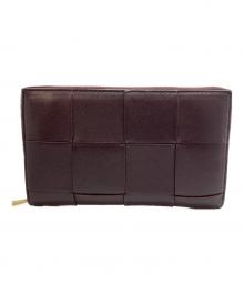 BOTTEGA VENETA（ボッテガベネタ）の古着「カセットジップアラウンドウォレット」｜ブラウン