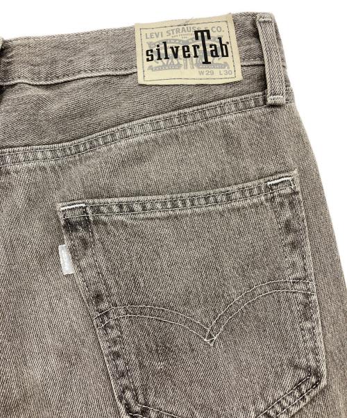 Levi's SILVER TAB（リーバイス シルバータブ）Levi's SILVER TAB (リーバイス シルバータブ) SILVERTAB ルーズフィットデニムパンツ グレー サイズ: 29×30の古着・服飾アイテム