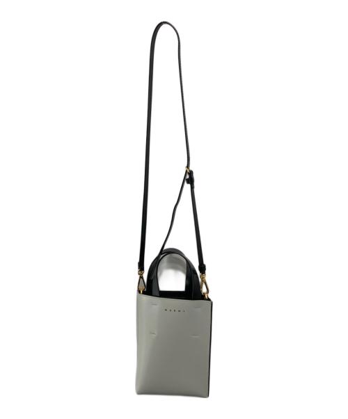 MARNI（マルニ）MARNI (マルニ) museoミュゼオトート ブラック×ホワイトの古着・服飾アイテム