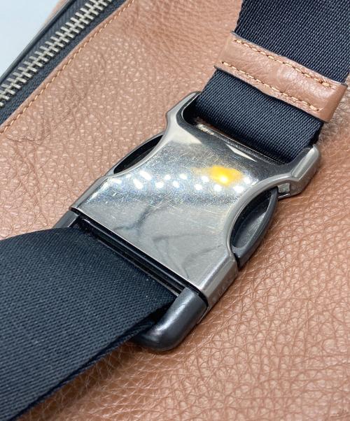 COACH（コーチ）COACH (コーチ) トンプソン ベルト バッグ シグネチャー ジャカード ウィズ ヴァーシティ ストライプ ブラウンの古着・服飾アイテム