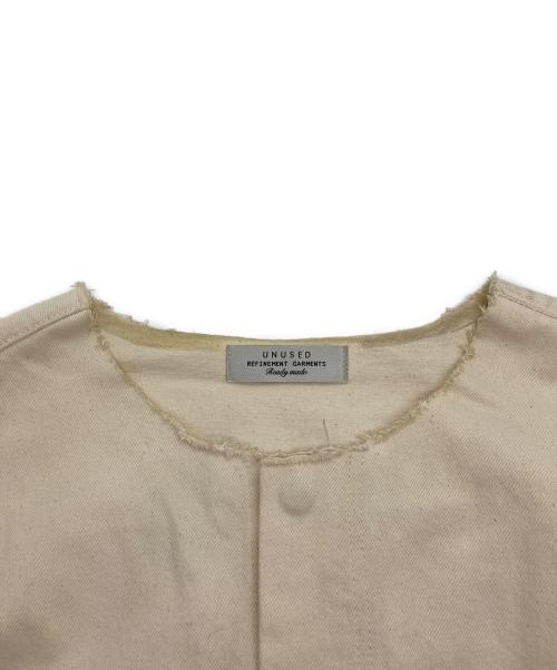 UNUSED（アンユーズド）UNUSED (アンユーズド) カットオフノーカラージャケット アイボリー サイズ:3の古着・服飾アイテム