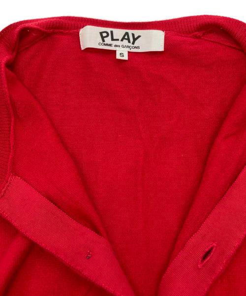 PLAY COMME des GARCONS（プレイコムデギャルソン）PLAY COMME des GARCONS (プレイコムデギャルソン) LOGO PATCH COTTON KNIT CARDIGAN レッド サイズ:Sの古着・服飾アイテム