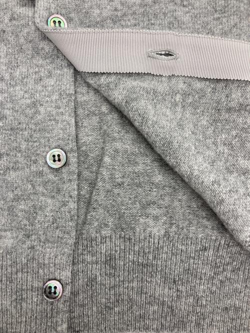 PLAY COMME des GARCONS（プレイコムデギャルソン）PLAY COMME des GARCONS (プレイコムデギャルソン) ニットカーディガン グレー サイズ:Sの古着・服飾アイテム