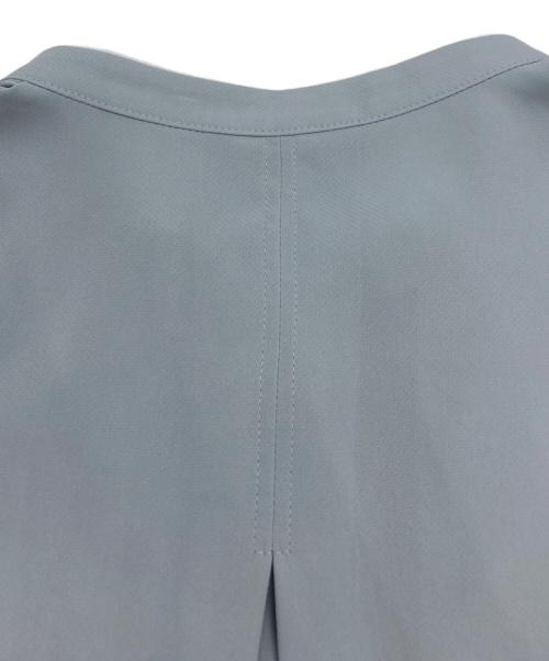 icB（アイシービー）icB (アイシービー) BackSatinAmunzen 5分袖バンドカラーブラウス スカイブルー サイズ:XSの古着・服飾アイテム