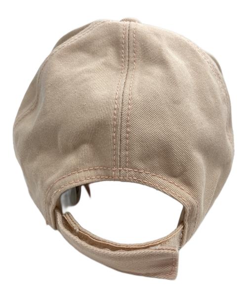 MONCLER（モンクレール）MONCLER (モンクレール) エンブレム刺繡 キャップ ベージュの古着・服飾アイテム