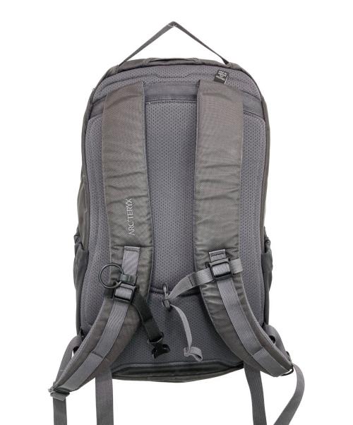 ARC'TERYX（アークテリクス）ARC'TERYX (アークテリクス) Mantis 26 backpack グレーの古着・服飾アイテム